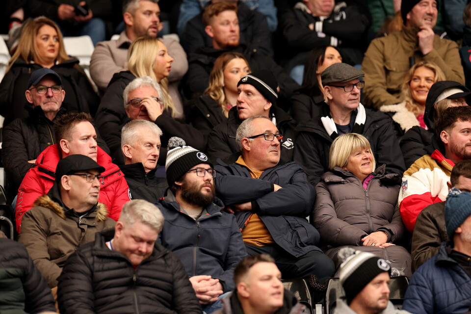 Fan Gallery | Swans v bRISTOL