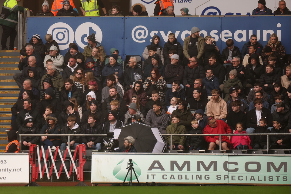 Fan Gallery | Swans v bRISTOL