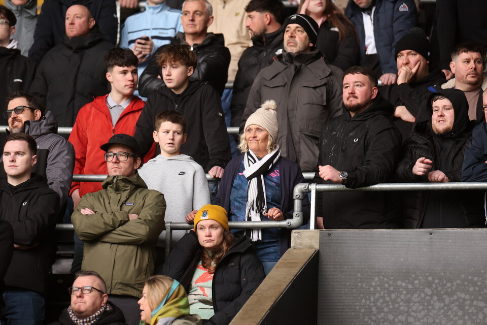 Fan Gallery | Swans v bRISTOL