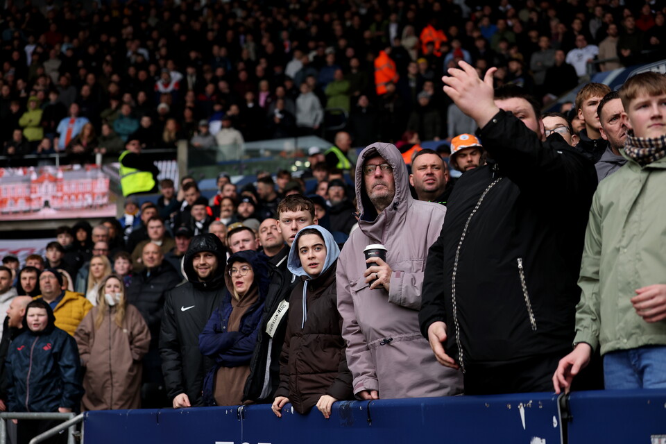 Fan Gallery | Swans v bRISTOL