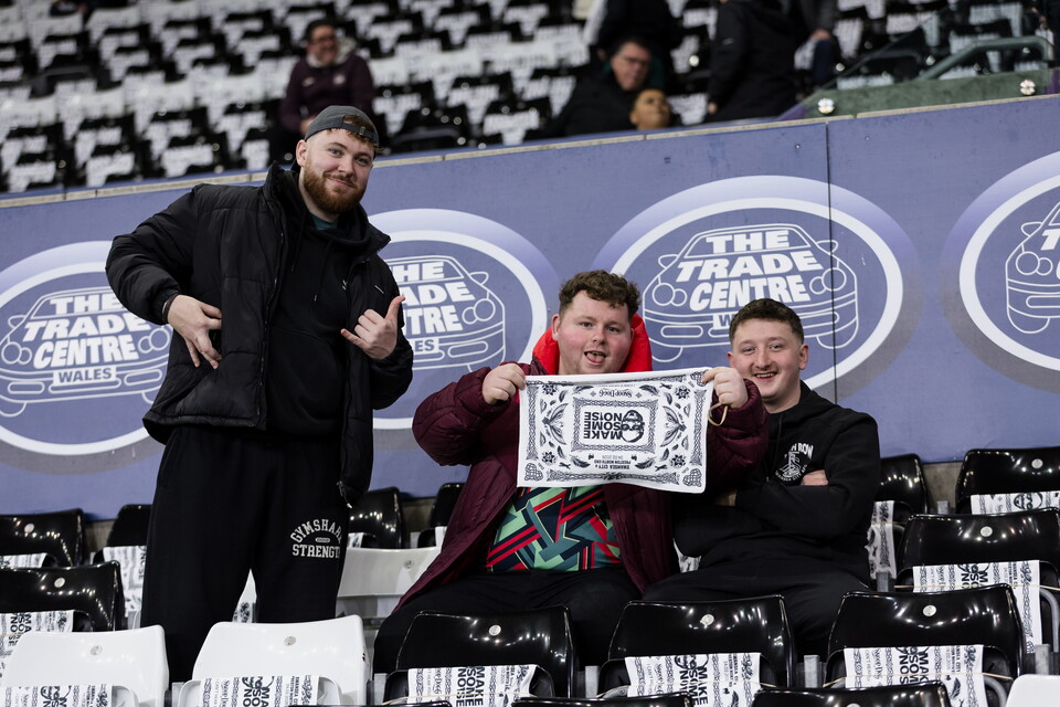 Fan Gallery | Swans v Preston
