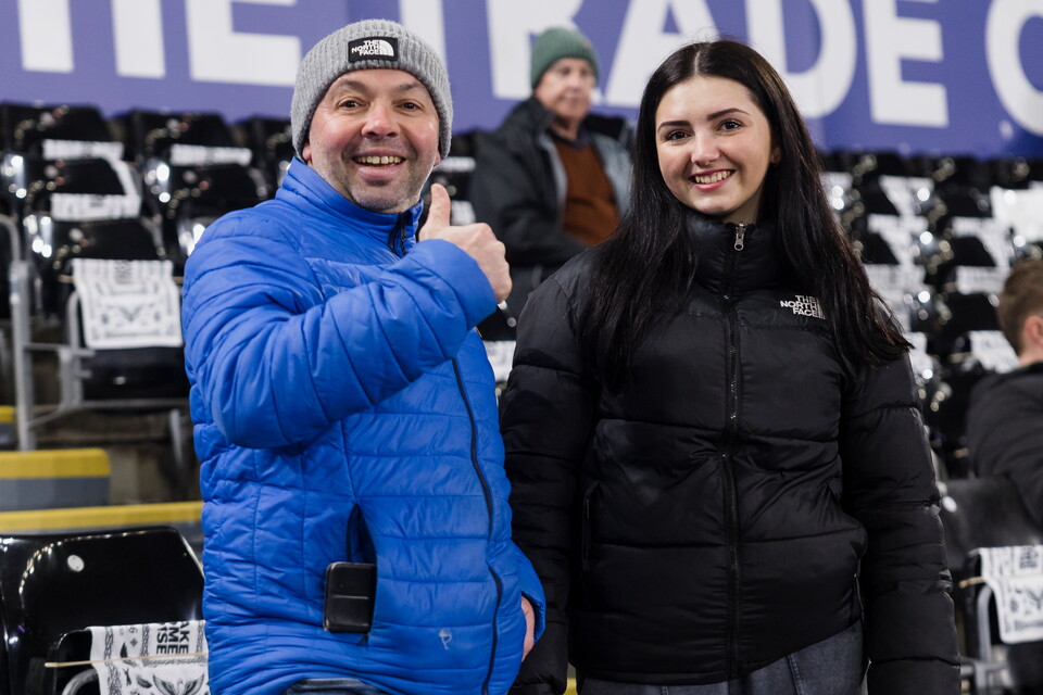 Fan Gallery | Swans v Preston