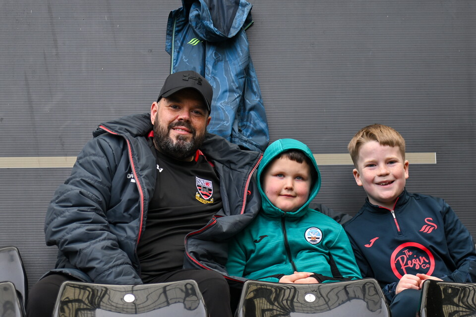 Fan gallery | Swansea v Stoke
