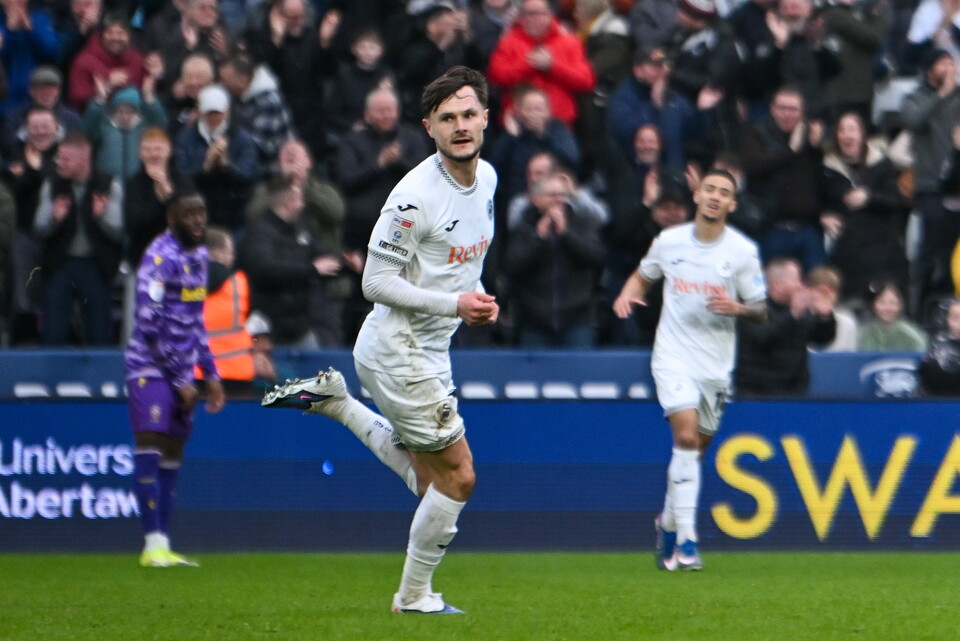 Gallery | Swans v stoke