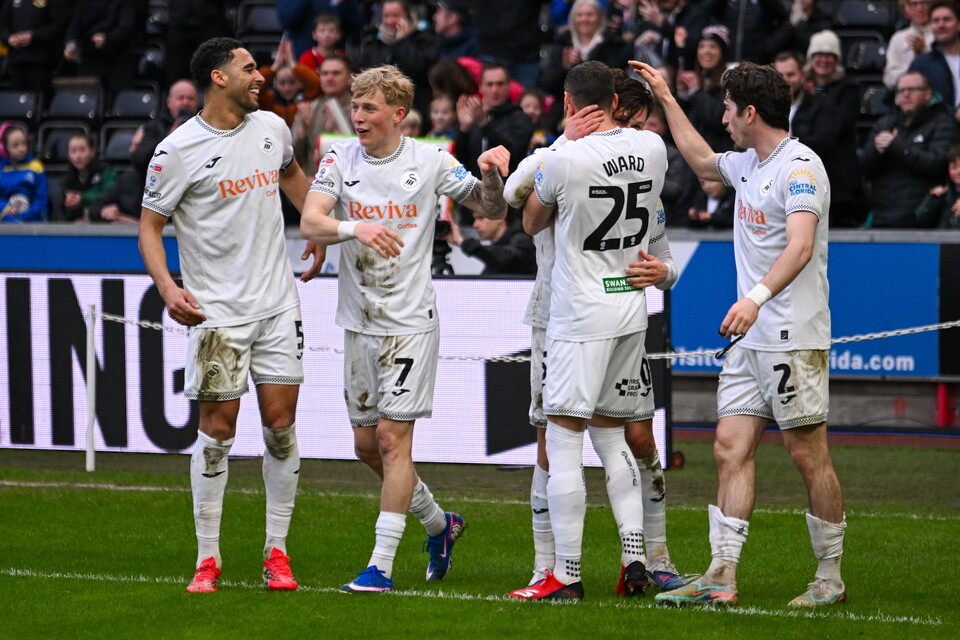 Gallery | Swans v stoke