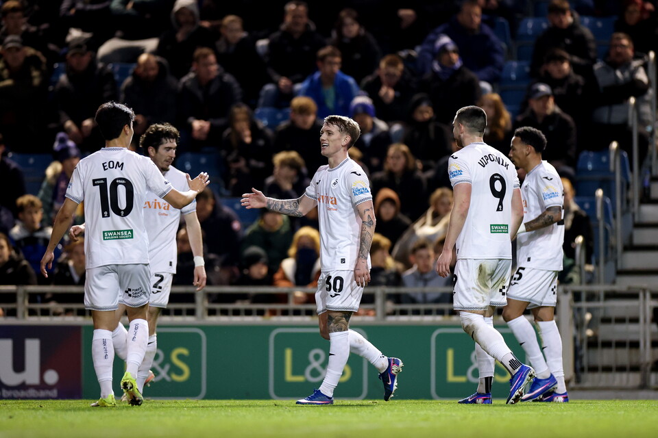 Gallery | Portsmouth v Swansea