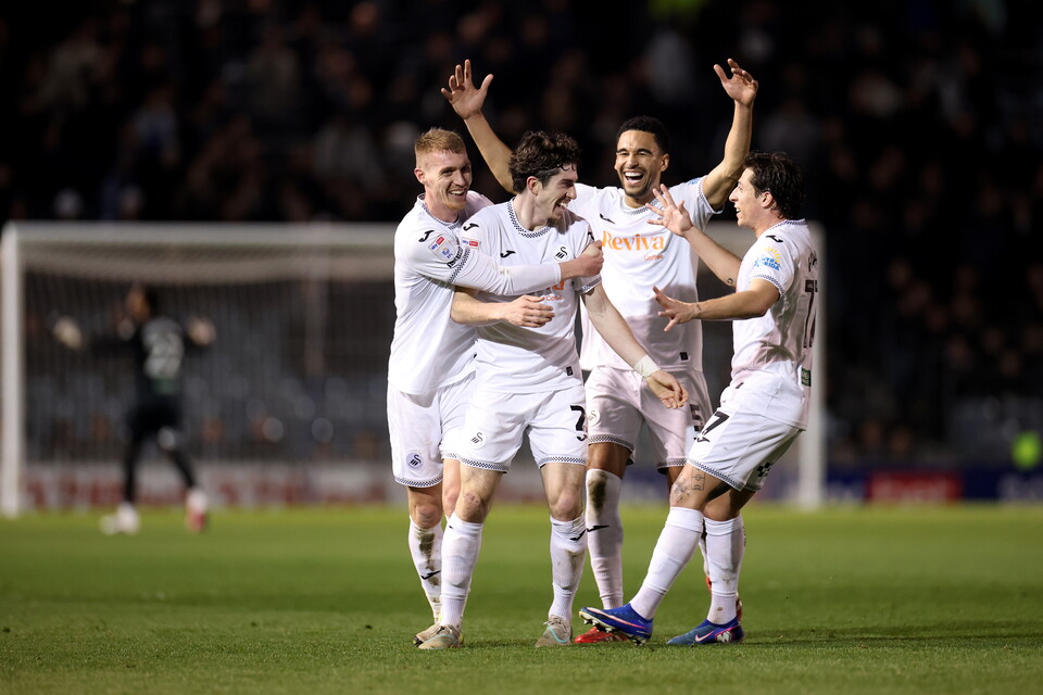 Gallery | Portsmouth v Swansea