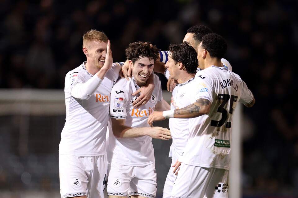 Gallery | Portsmouth v Swansea