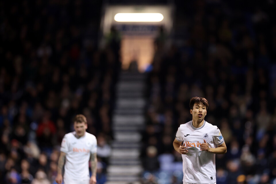 Gallery | Portsmouth v Swansea