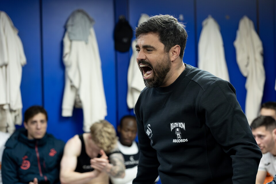 Gallery | Portsmouth v Swansea