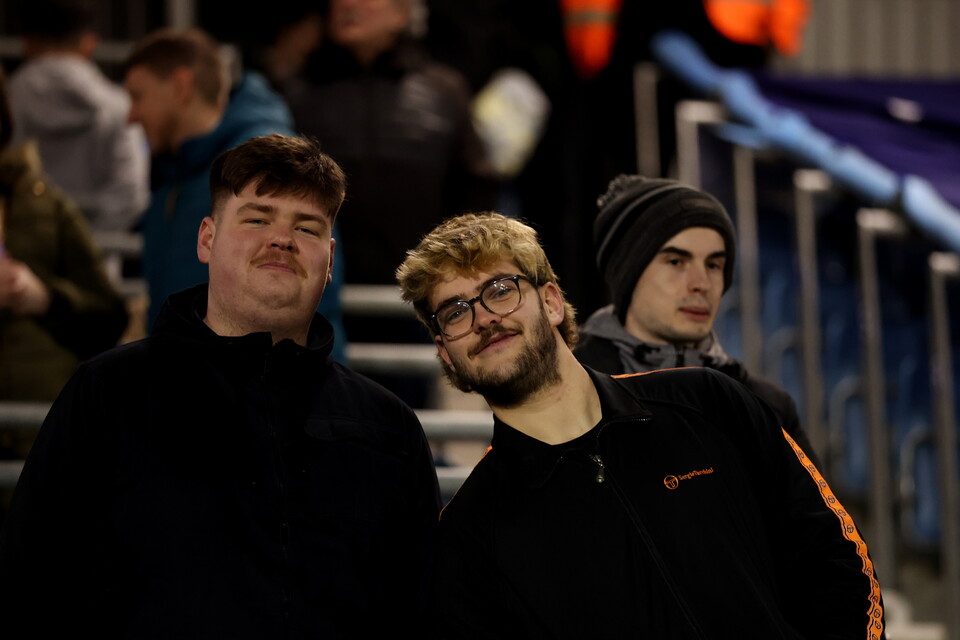 Fan Gallery | Portsmouth v Swans