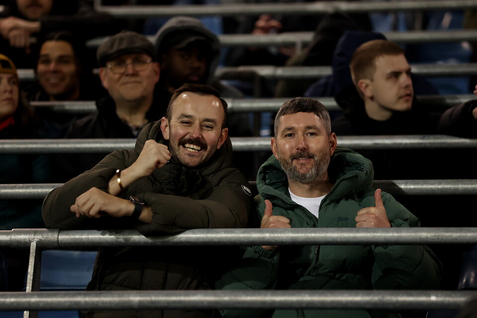 Fan Gallery | Portsmouth v Swans