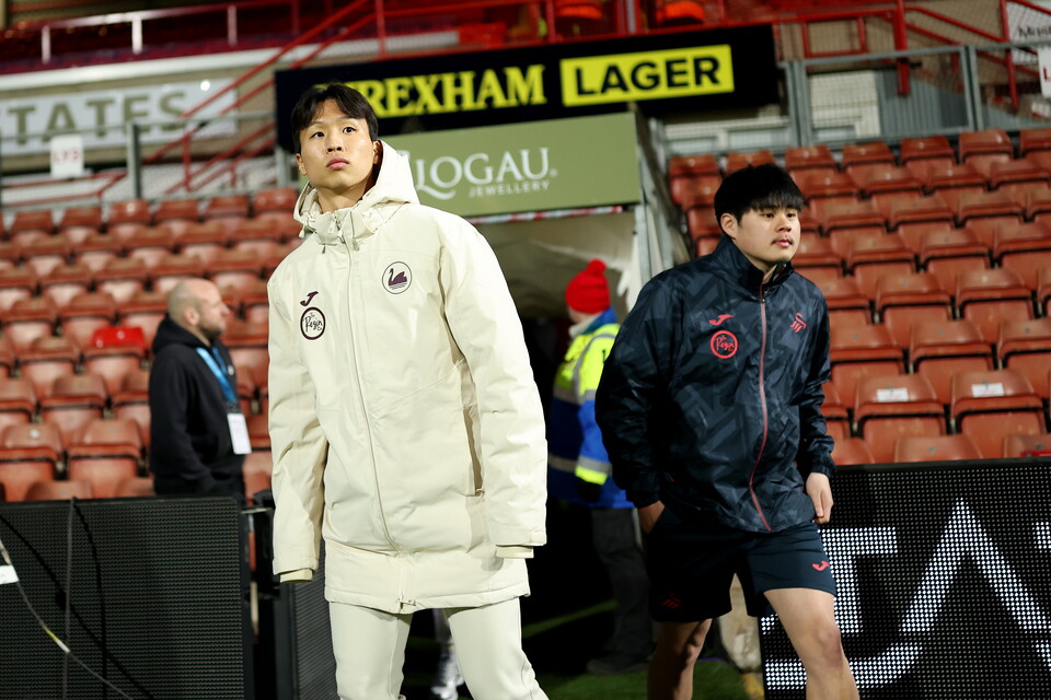 Gallery | Wrexham v Swansea City