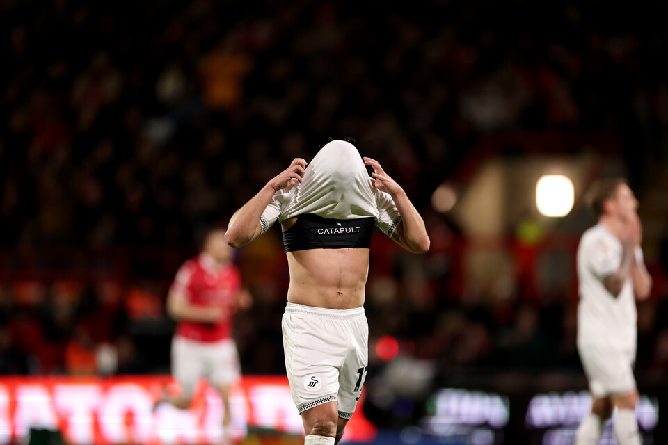 Gallery | Wrexham v Swansea City