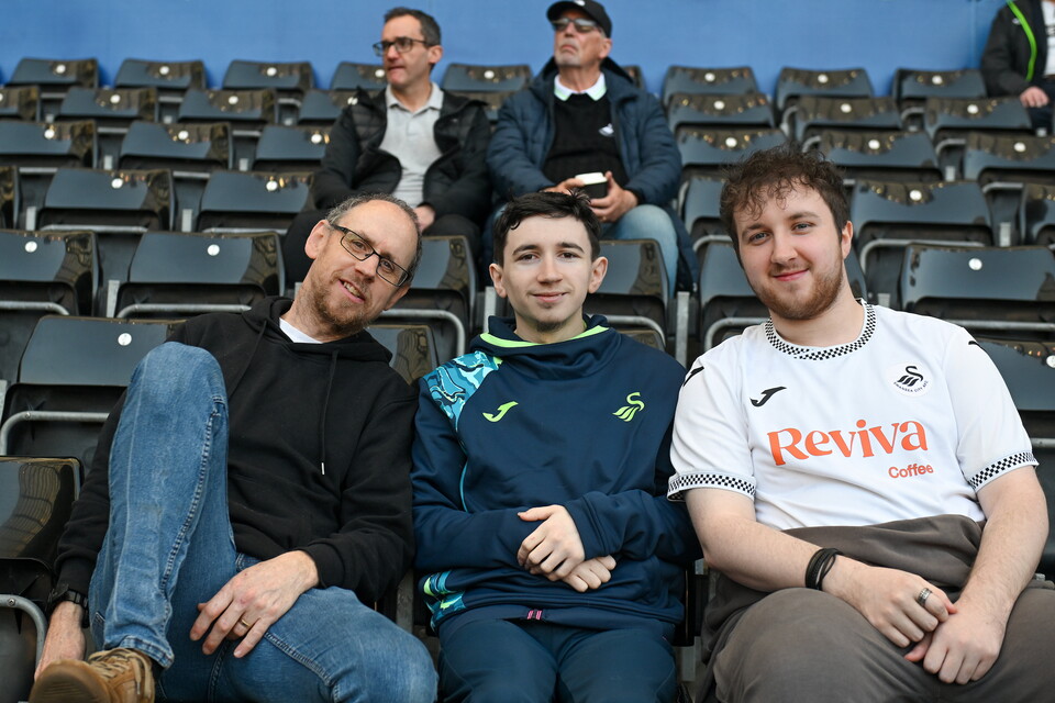 Fan gallery | Swansea City v Coventry City