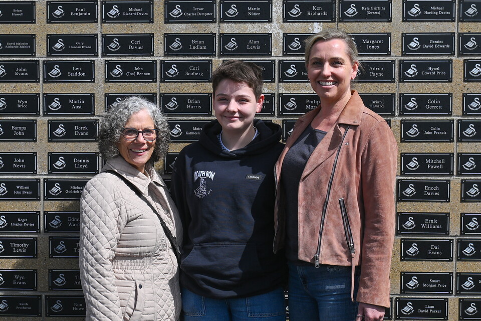 Fan Gallery | Swansea City v Southampton