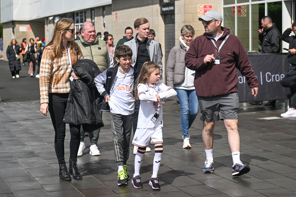 Fan Gallery | Swansea City v Southampton