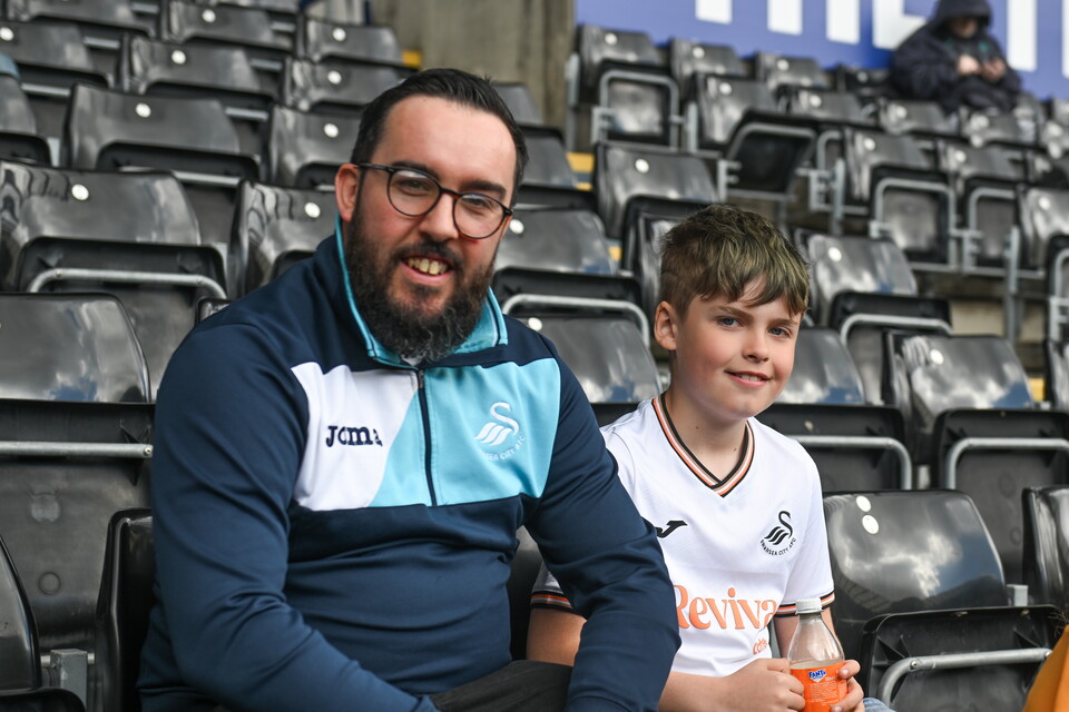 Fan Gallery | Swansea City v Southampton