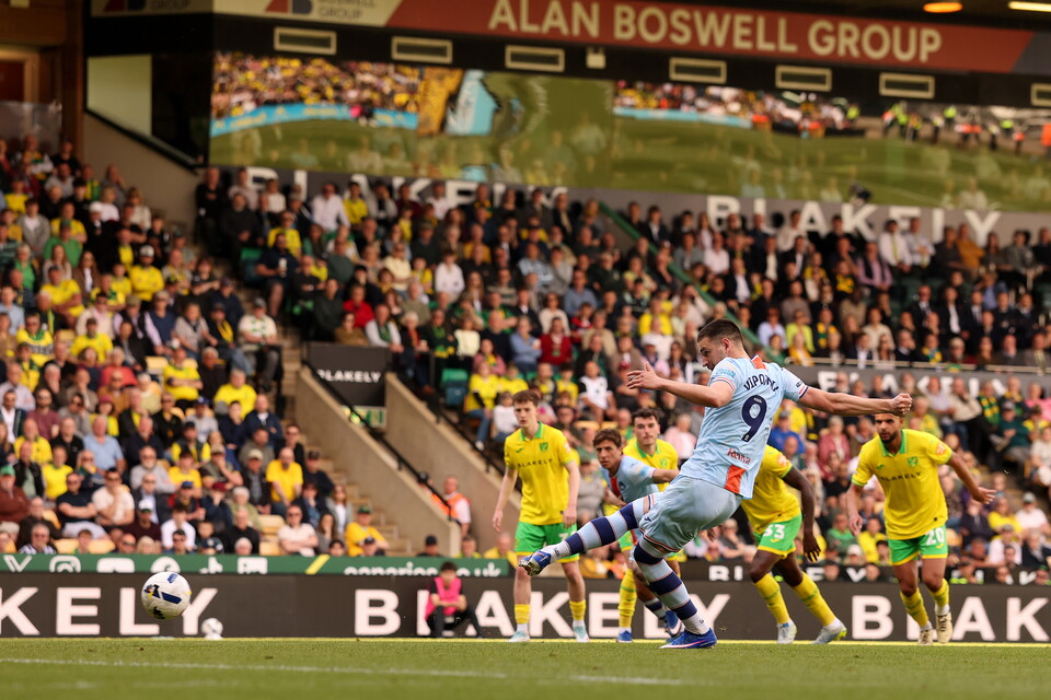 Gallery | Norwich City v Swansea City