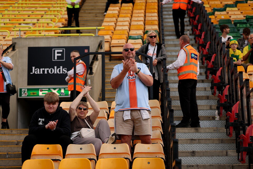 Fan gallery | Norwich City v Swansea City
