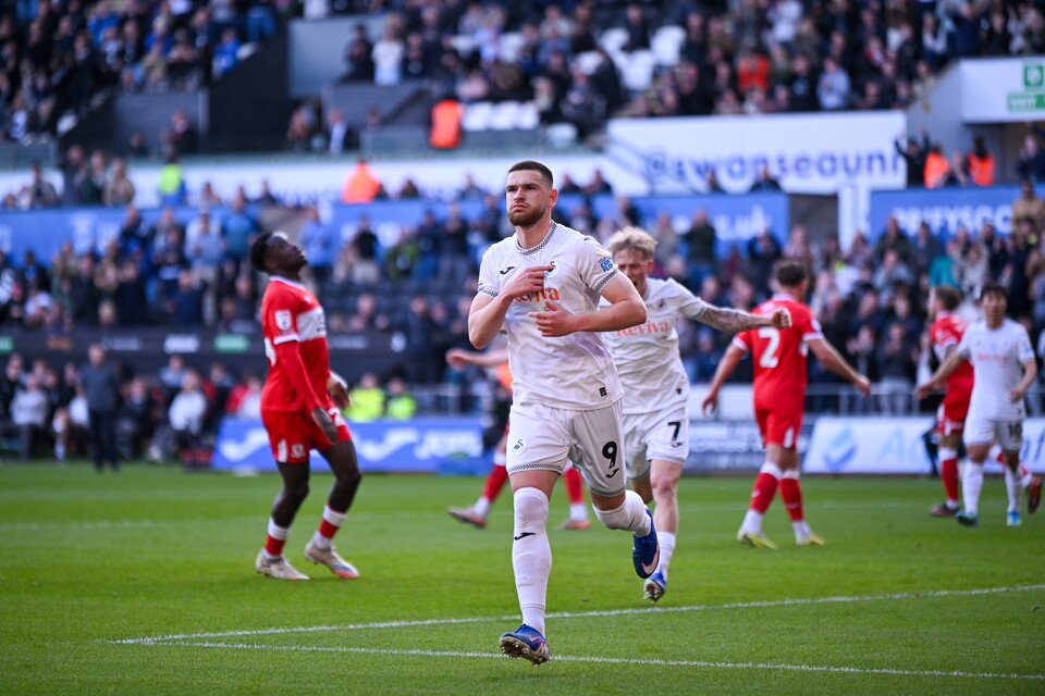 Gallery | Swans v Boro