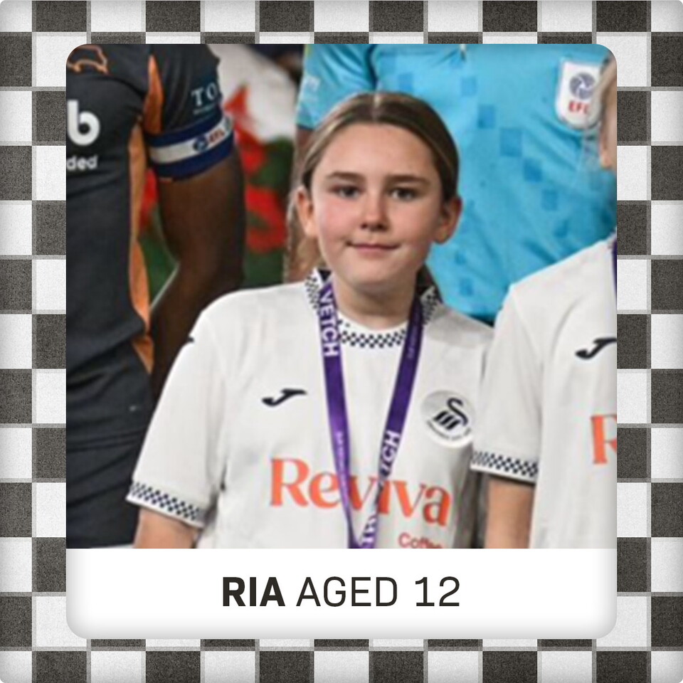 Ria, 12
