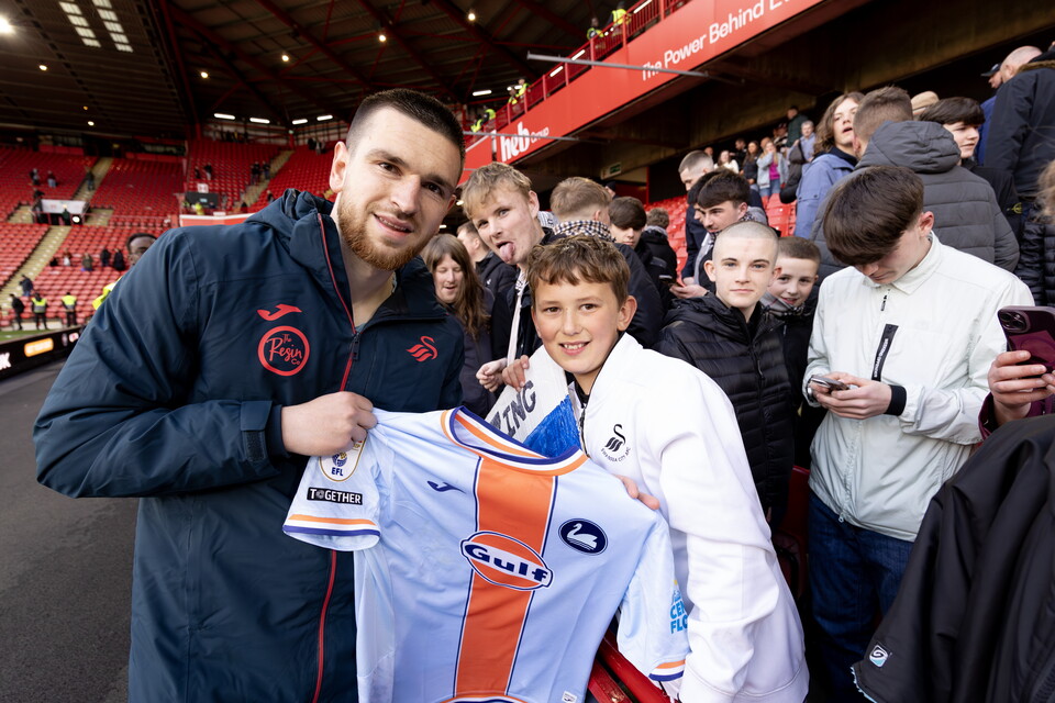 Fan Gallery | Sheff UTD V Swans