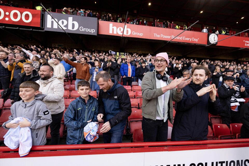 Fan Gallery | Sheff UTD V Swans