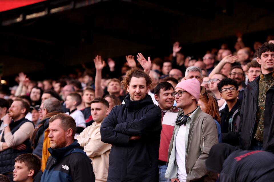 Fan Gallery | Sheff UTD V Swans