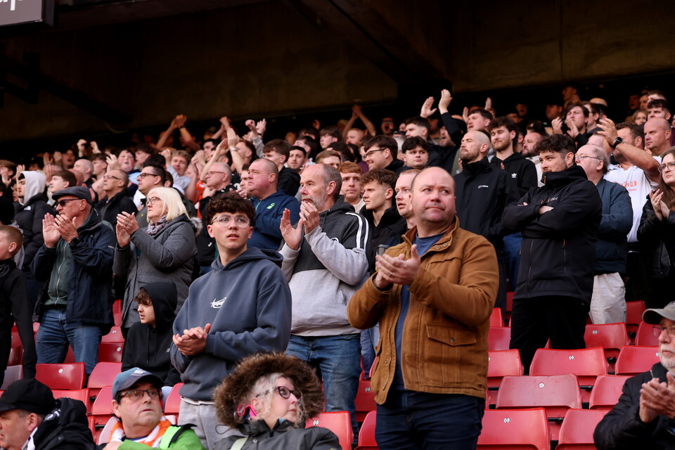 Fan Gallery | Sheff UTD V Swans
