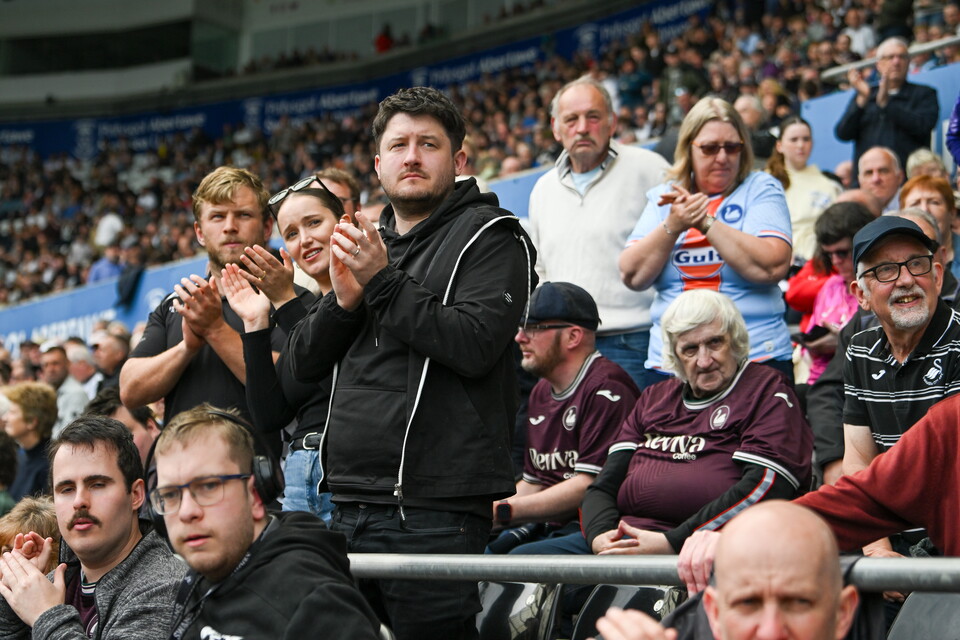 FAN GALLERY | CHARLTON
