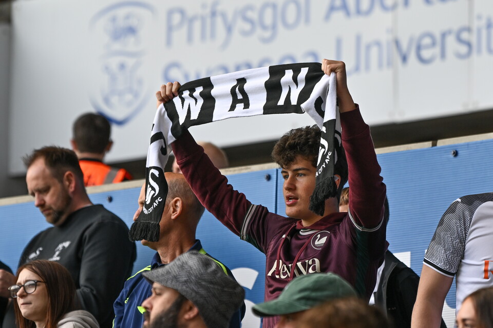 FAN GALLERY | CHARLTON§XVFAN GALLERY | CHARLT