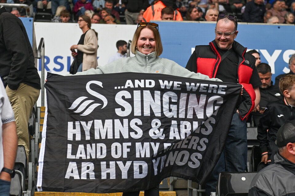 FAN GALLERY | CHARLTON