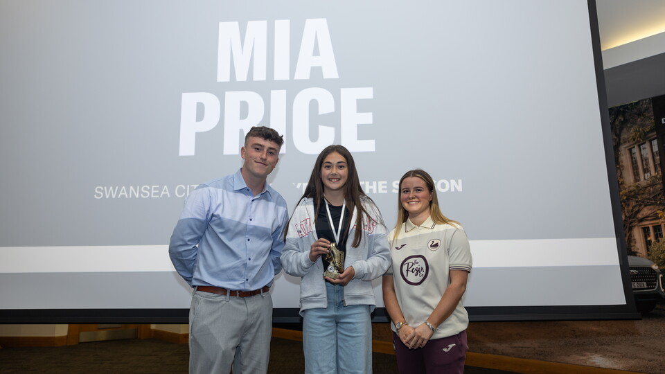 Swansea City Girls' and Women's Academy Awards 2025-26