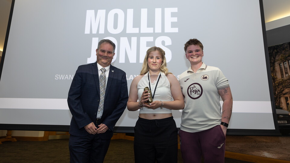 Swansea City Girls' and Women's Academy Awards 2025-26