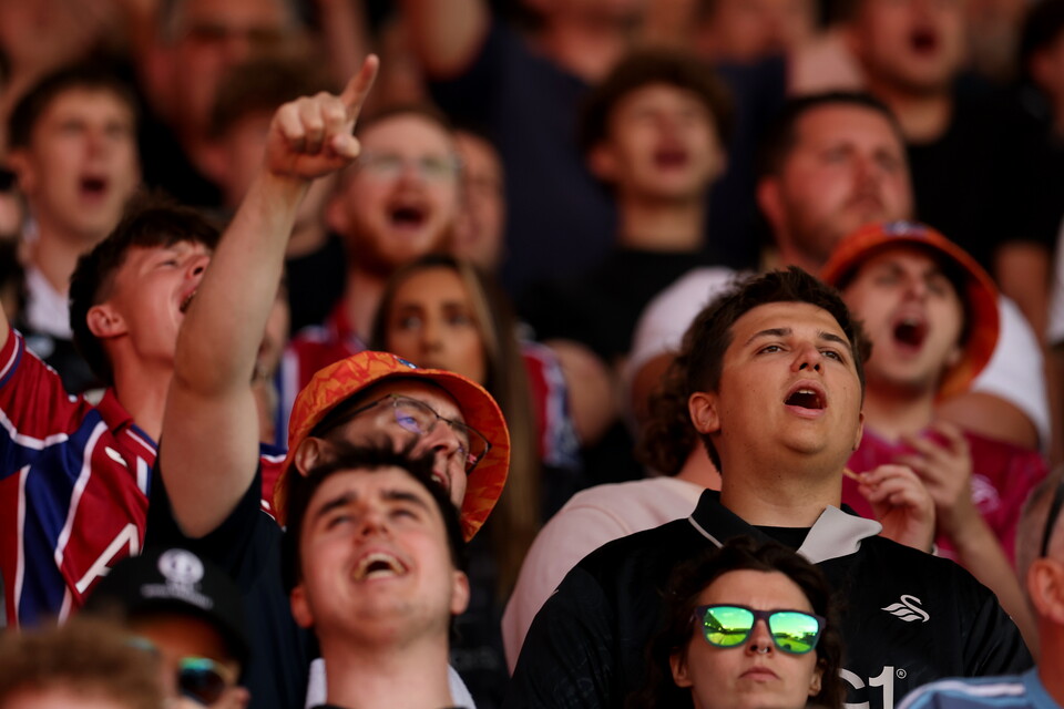 Fan gallery | Stoke v Swansea
