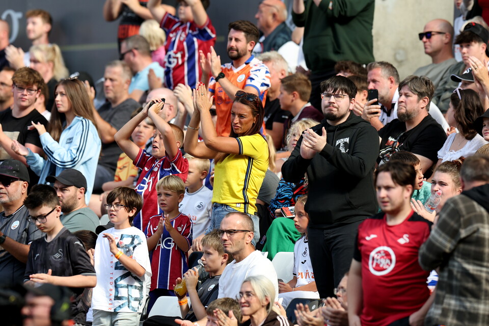Fan Gallery | Swansea City v Sheffield United 