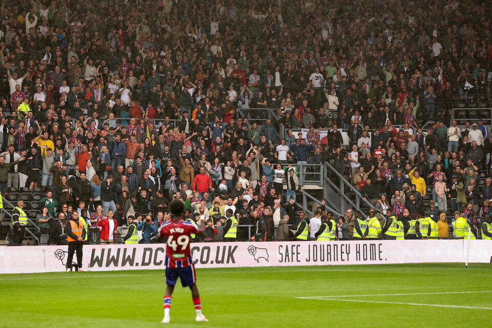 Fan gallery | Derby County v Swansea City