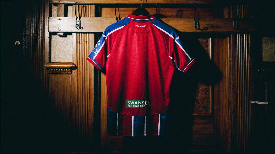 Away Kit