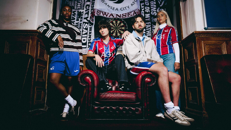 Away Kit