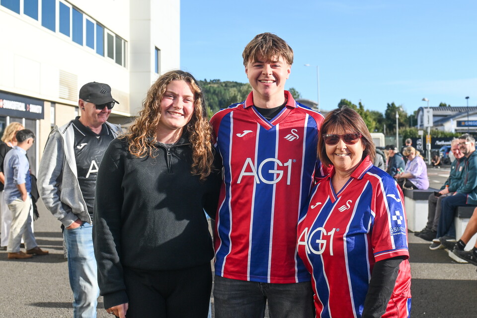 Fan gallery | wrexham