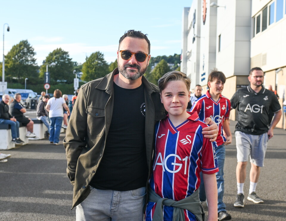 Fan gallery | wrexham
