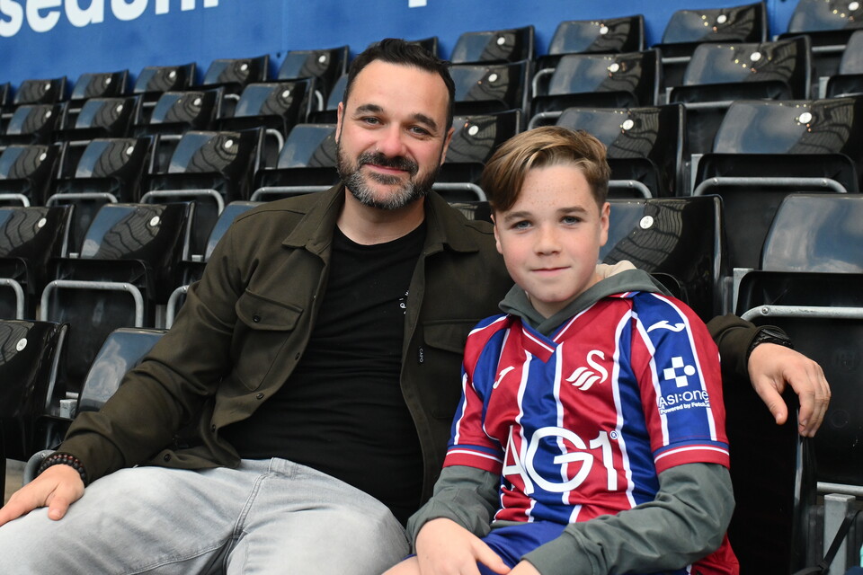 Fan gallery | wrexham