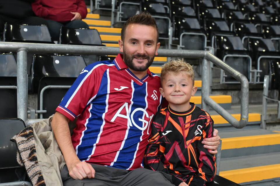 Fan gallery | wrexham