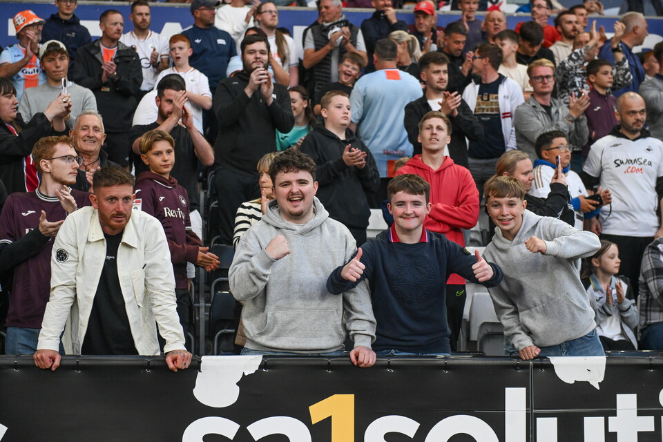 Fan gallery | wrexham