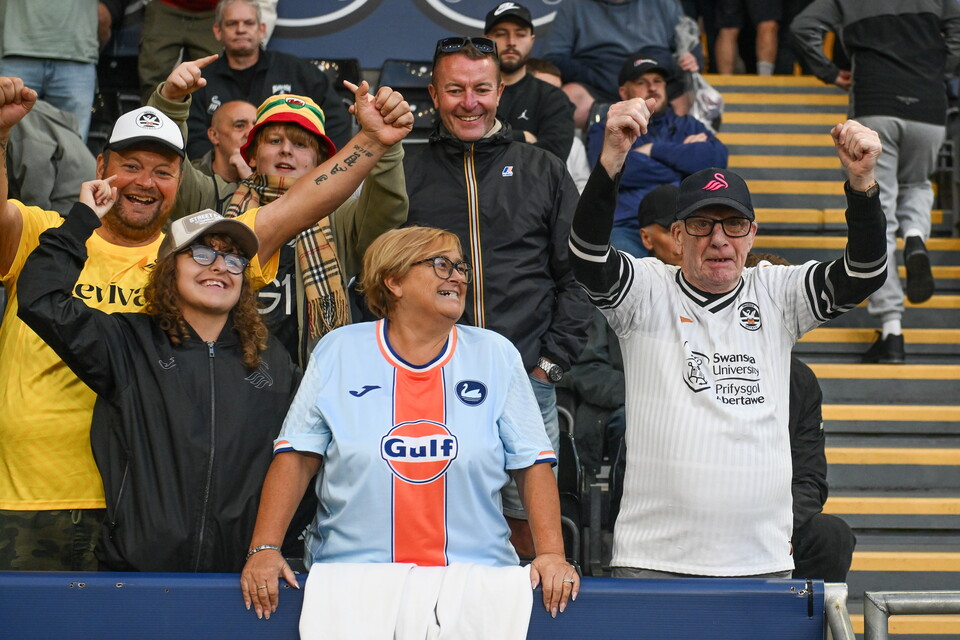 Fan gallery | wrexham