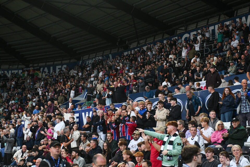 Fan gallery | wrexham