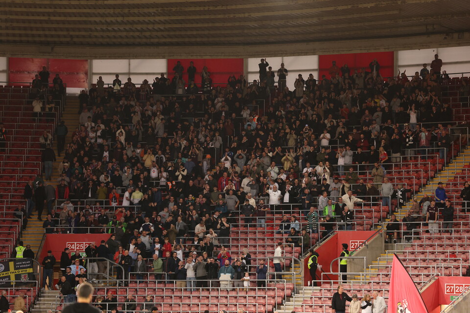 Fan Gallery | Southampton 