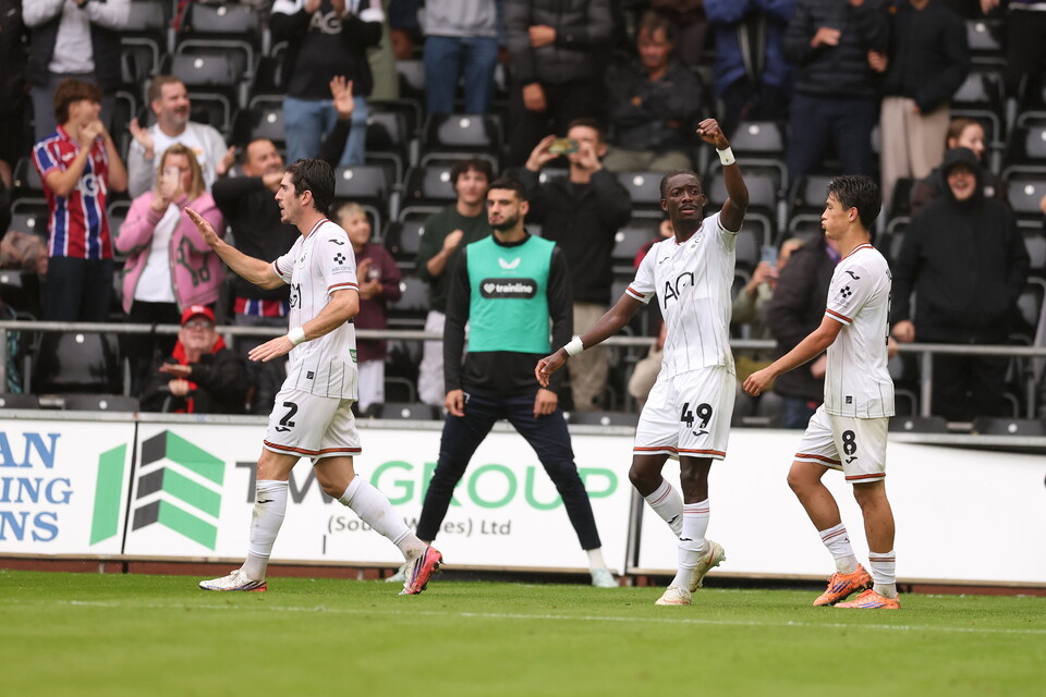 SWANS V BURNLEY
