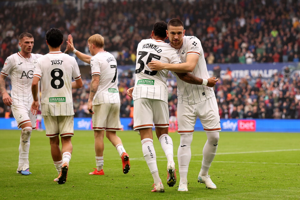 SWANS V BURNLEY